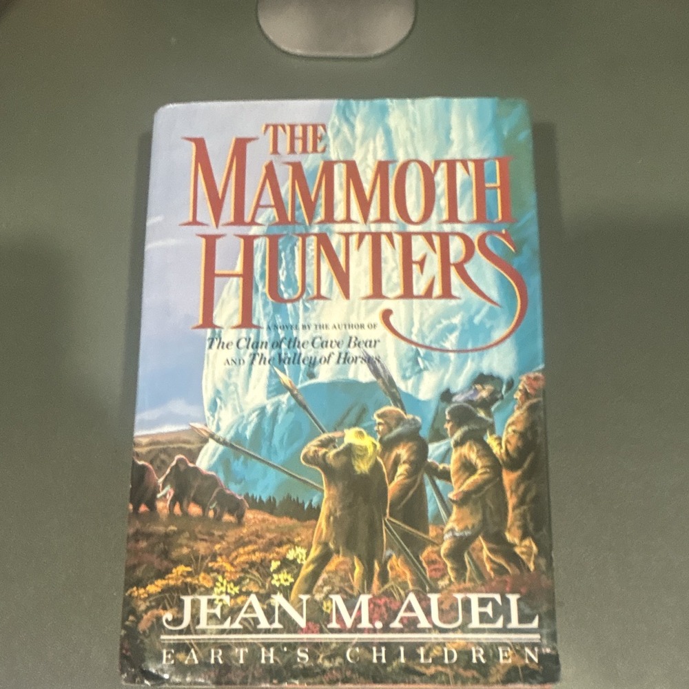 The Mammoth Hunters Jean M. Auel Earth's Children 1st Ed HC 1985 Crown